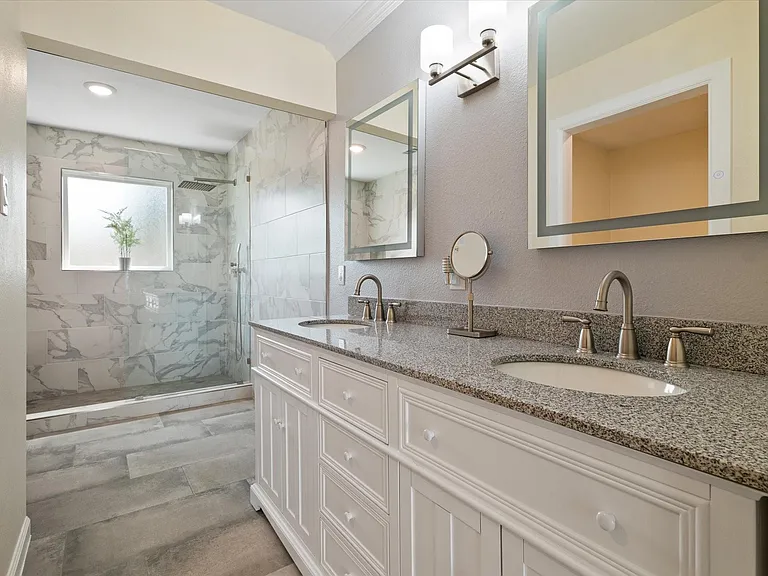8734 Westfield Dr — Photo 12