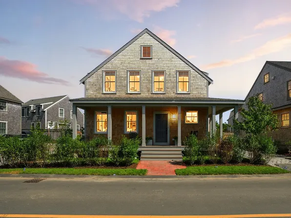 5 Goldenrod Ct, Nantucket, MA 02554