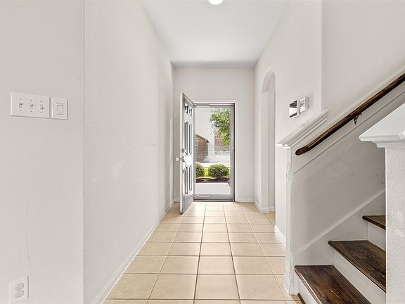 3rd image of 9426 Grand Spark Dr