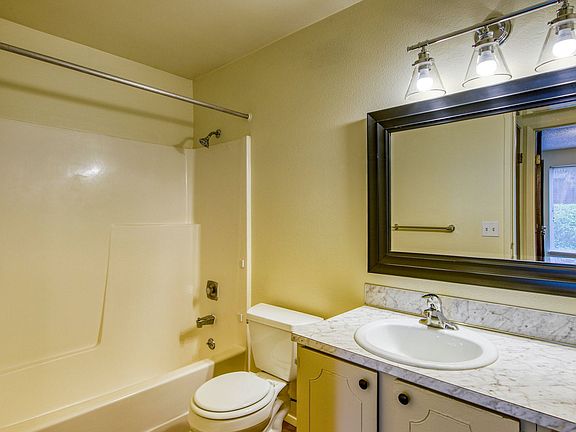 3rd image of 381 Wallace Way NE Suite 105