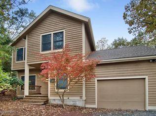 151 Upper Deer Valley Rd, Tannersville, PA