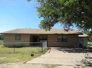 206 Maple St, Gustine, TX 76455