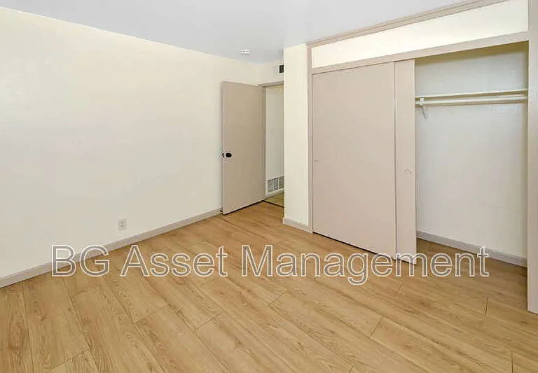 8049 Greenridge Dr #26 — Photo 16