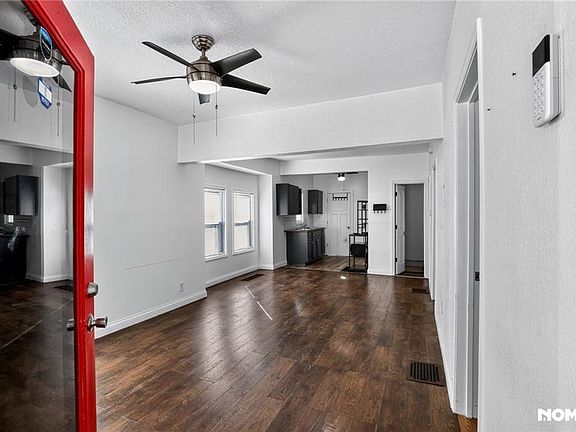 3rd image of 2640 N Early St