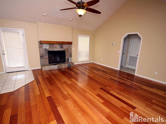 4th image of 104 Britt Dr