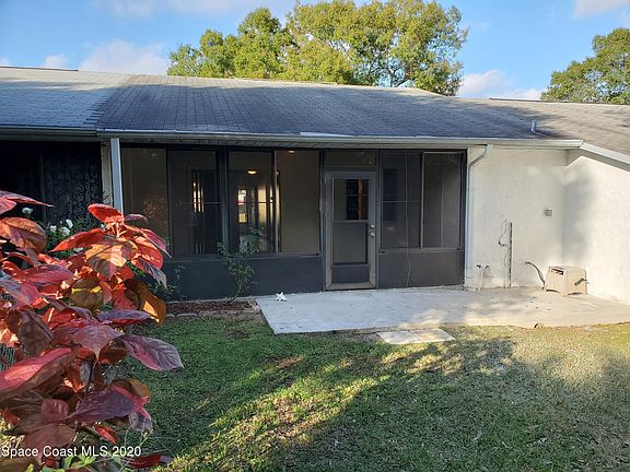 2nd image of 875 Marcella Ln #875