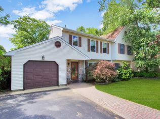 8 Bristlecone Dr, Howell, NJ 07731