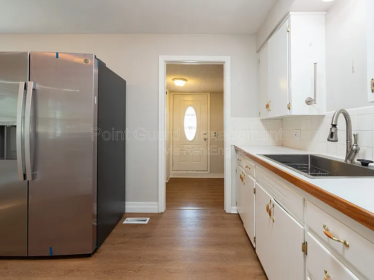 547 N Custer St — Photo 27