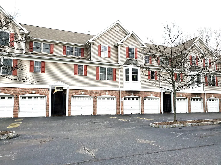 67 Birch St — Photo 1