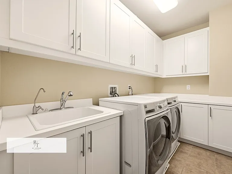 540 N Bardsdale Pl — Photo 29