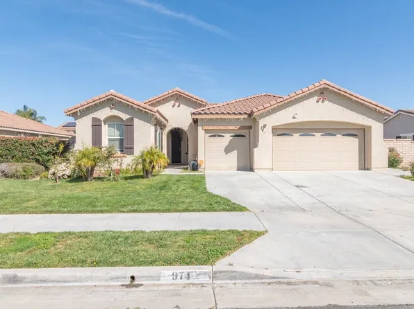 974 Saw Tooth Ln, Hemet, CA 92545