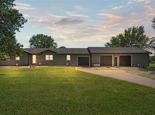 17739 Eisenhower Rd, Leavenworth, KS 66048