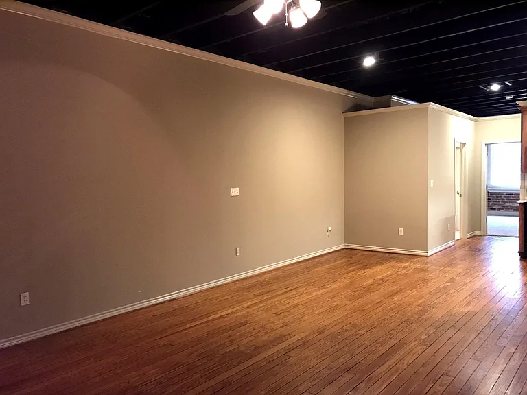 208 N Bryan Ave #26 — Photo 7