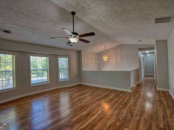 5th image of 928 Hi Hope Rd