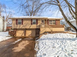 115 Baker St, Buckner, MO 64016