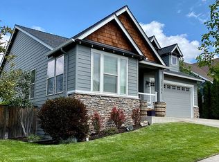 20704 Wandalea Dr, Bend, OR 97701