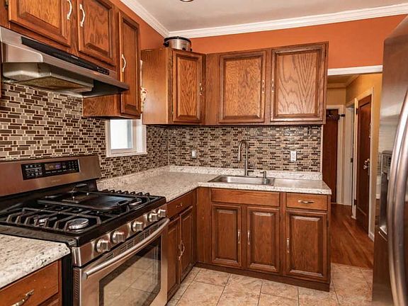 4th image of 14525 158th St