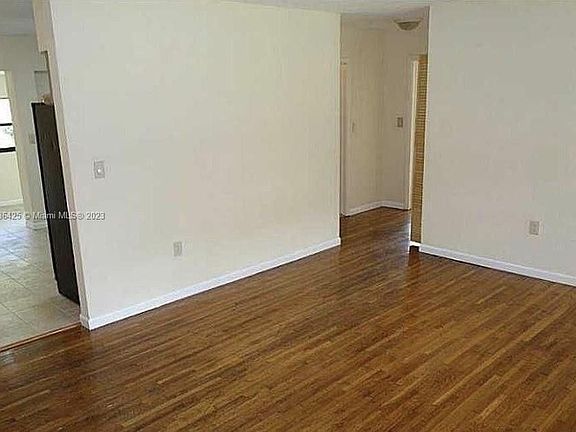 4th image of 14521 NE 2nd Ave #0
