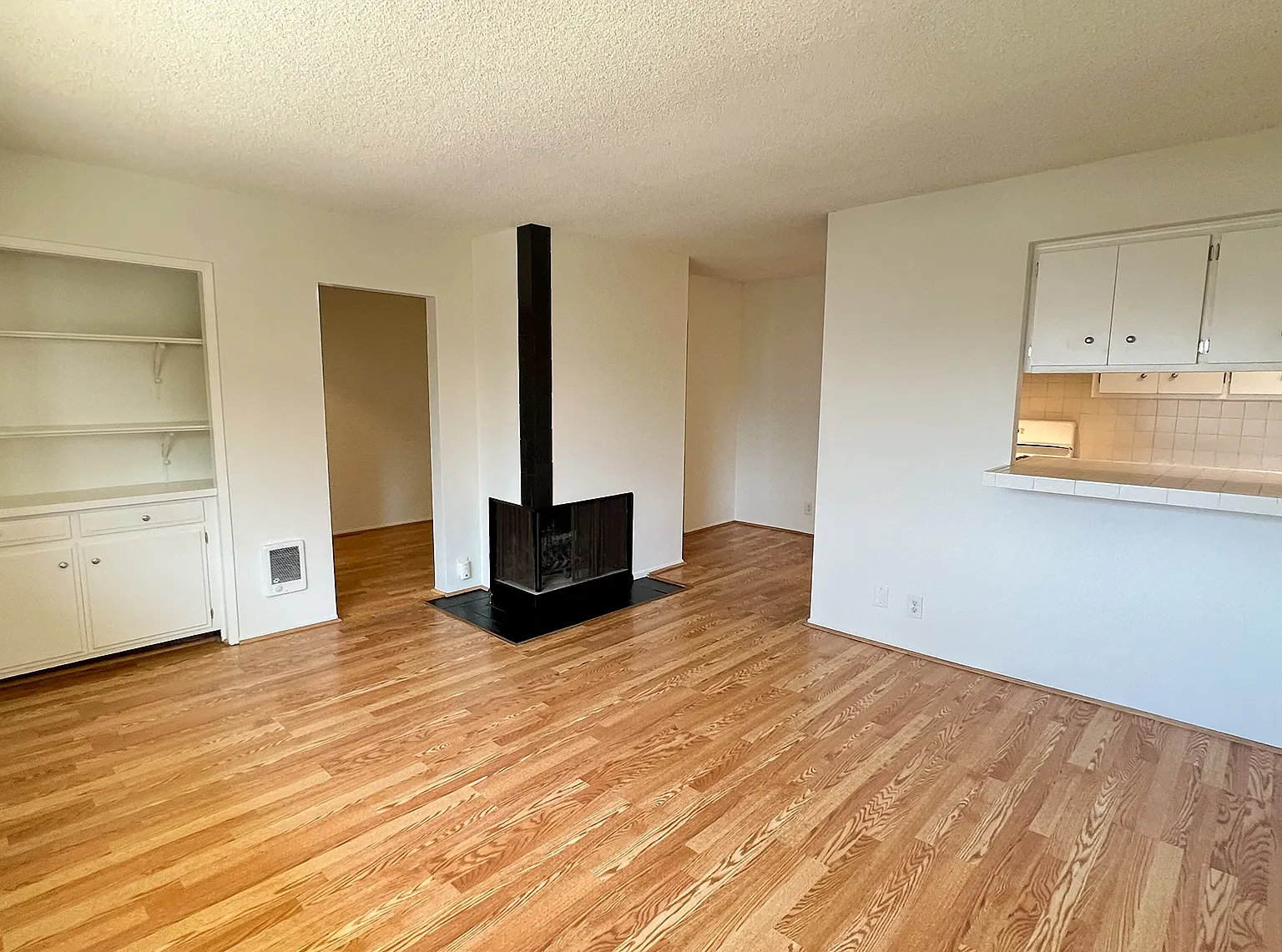 12 Buccaneer St — Photo 1