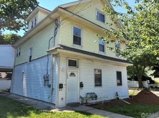 1699 W 4th St, Piscataway, NJ 08854