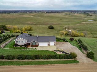 5300 Highland Rd NW, Mandan, ND 58554
