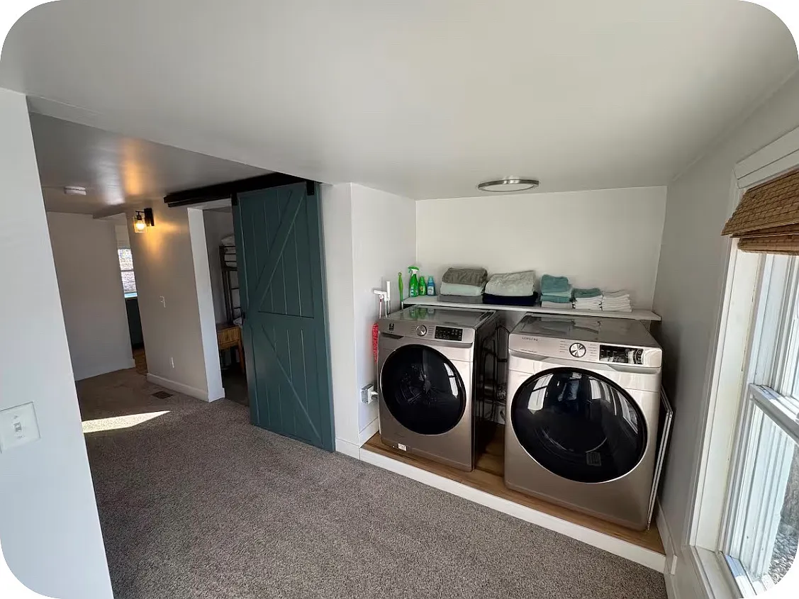 2 bed, 1300 sqft, $2,000 — Photo 2
