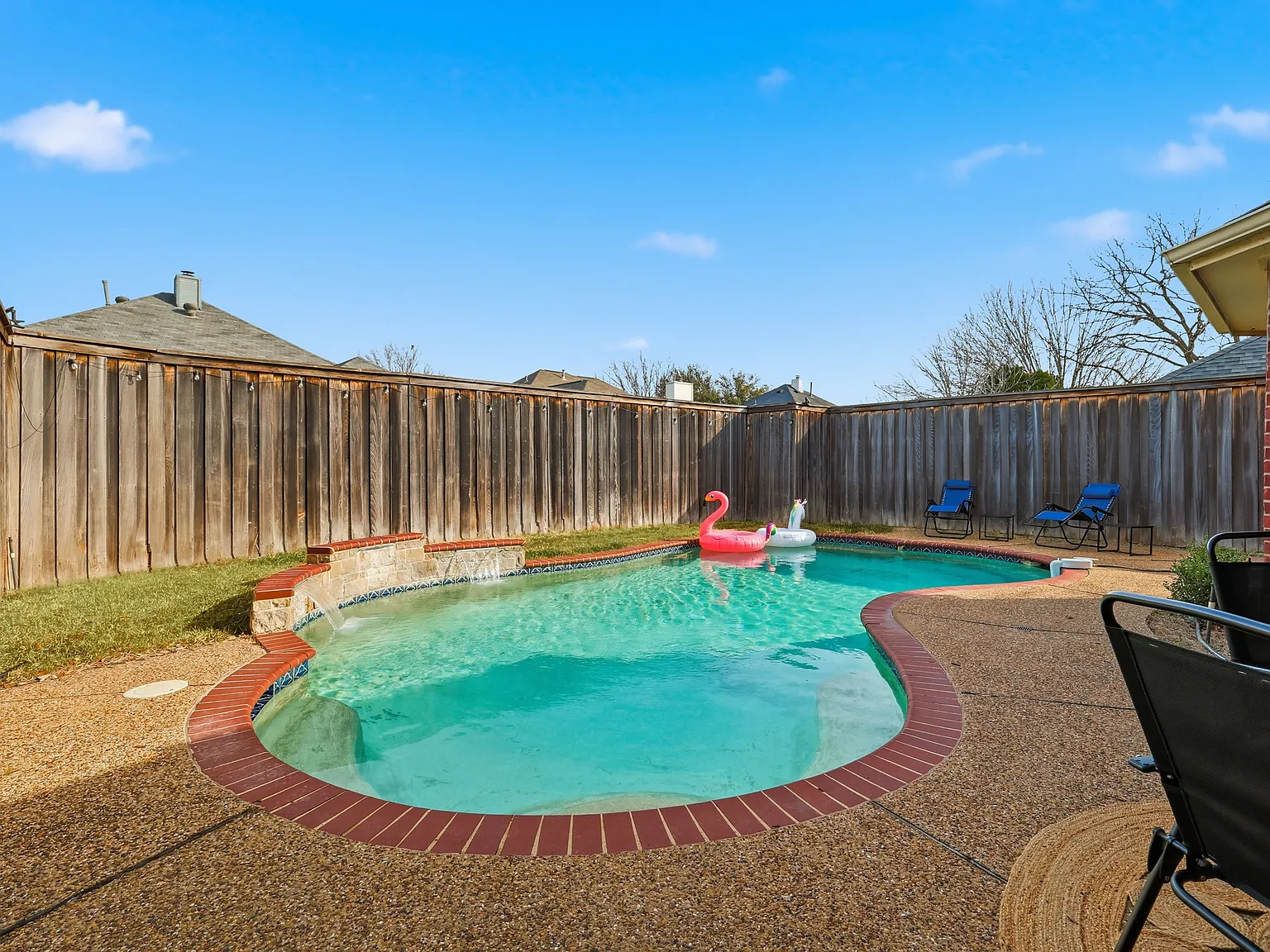 4 bed, 1860 sqft, $5,500 — Photo 4