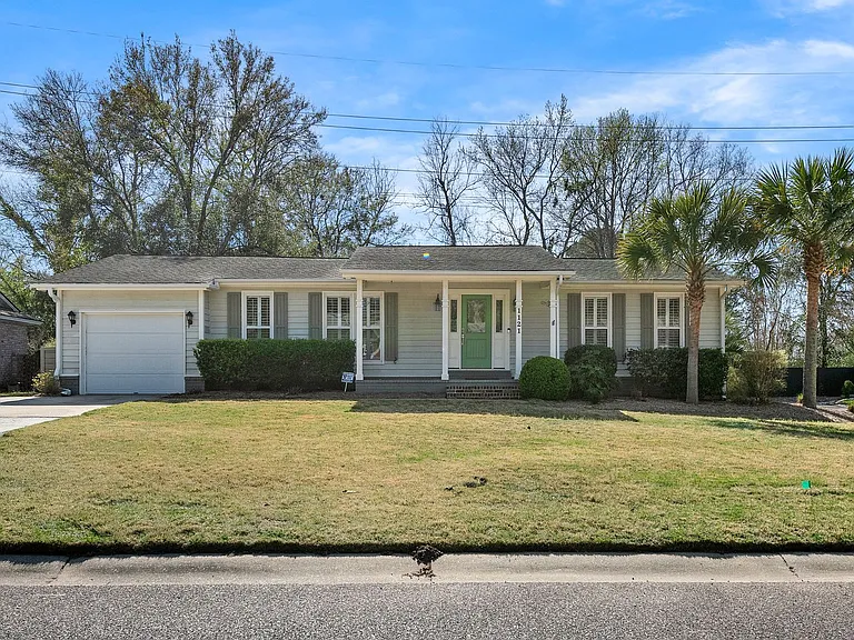 1121 Island View Dr — Photo 43