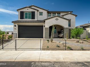 2902 E Villa Ave, San Tan Valley, AZ 85143