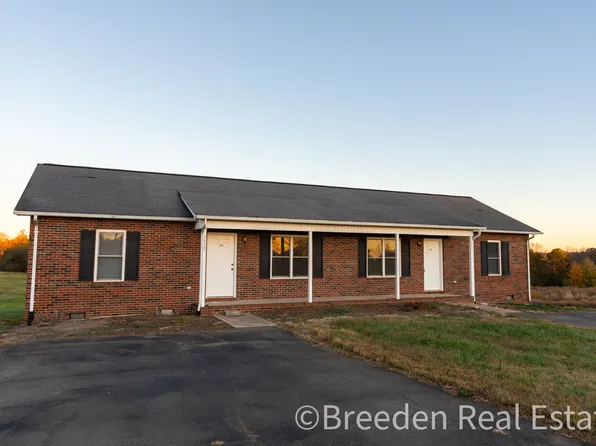 3441 Dreamy Ln #3-B, Claremont, NC 28610