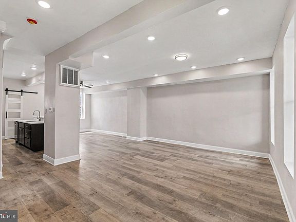 5th image of 2825 Presstman St