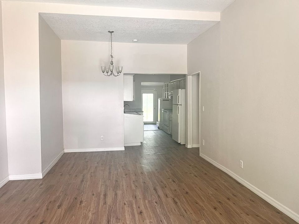 1st image of 804 NW 1st Ave #A