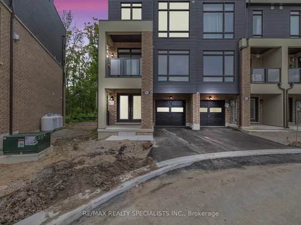 95 Marina Village Dr, Georgian Bay, ON L0K 1S0