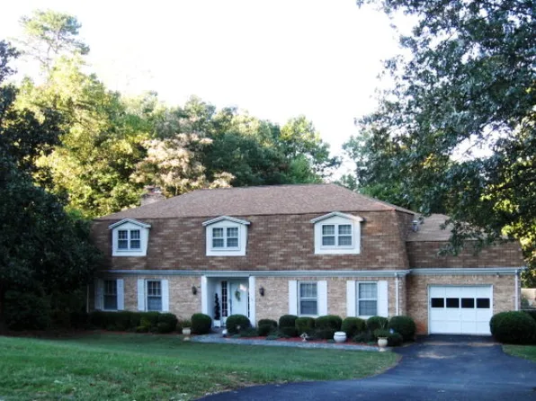 34 Woodshire Rd, Collinsville, VA 24078