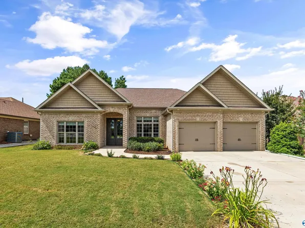 27529 Carrington Ct, Athens, AL 35613