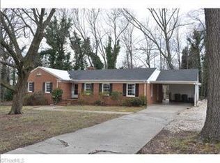 1801 Trentwood Dr, Greensboro, NC 27408