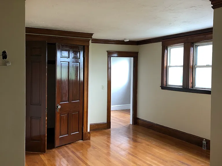 21 Kemper St — Photo 3