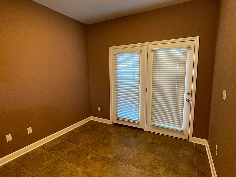 2120 Cherry Hill Dr #104 — Photo 7