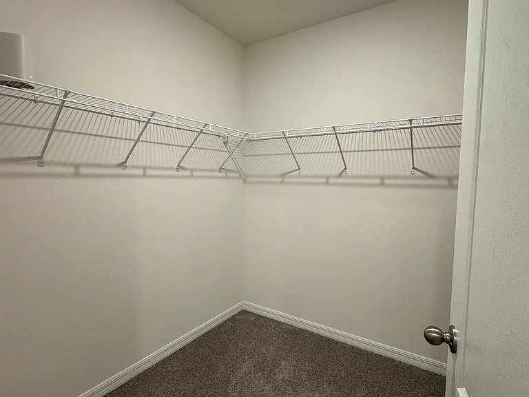 6131 Galloping Dr — Photo 18