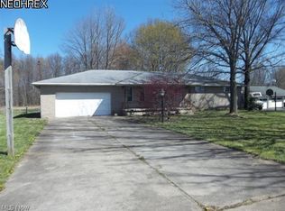 807 Ellsworth Bailey Rd SW, Warren, OH 44481