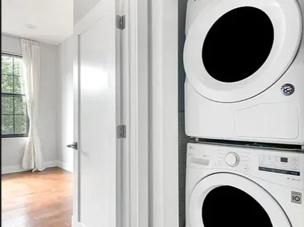 1873 Harman Street #2L, photo 5