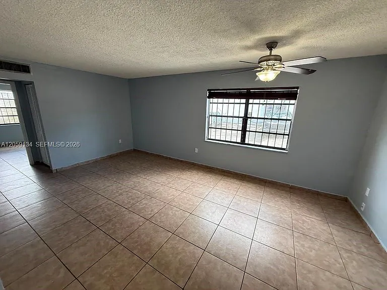 1325 W 68th St #111 — Photo 2