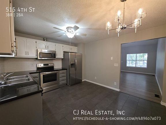 4th image of 515 4th St