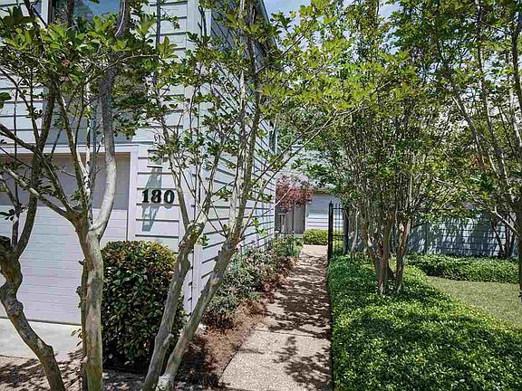 3rd image of 180 Waterwood Dr
