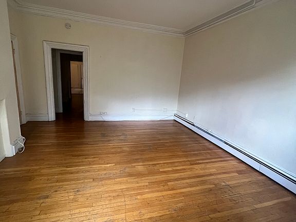 5th image of 179 Harvard St #1