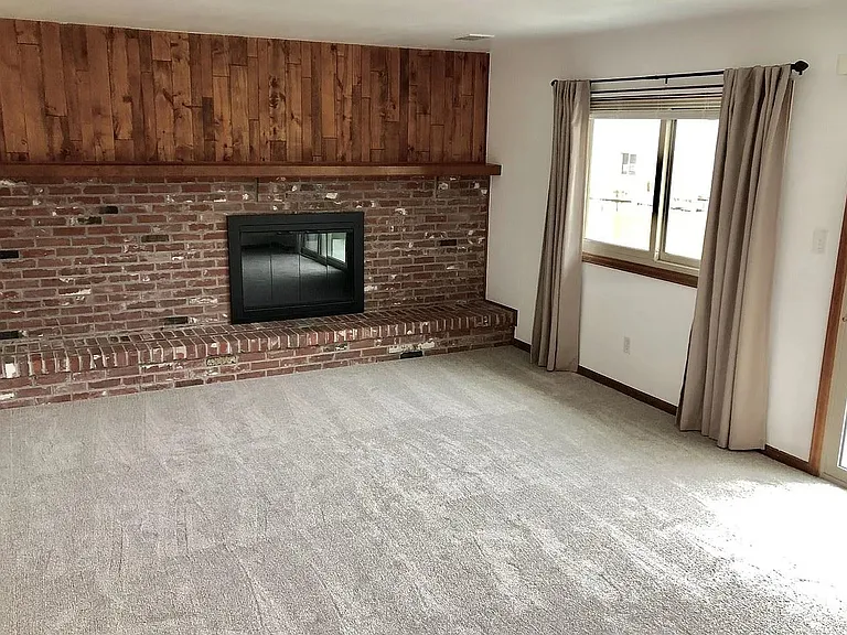 10792 Grove Ln — Photo 7