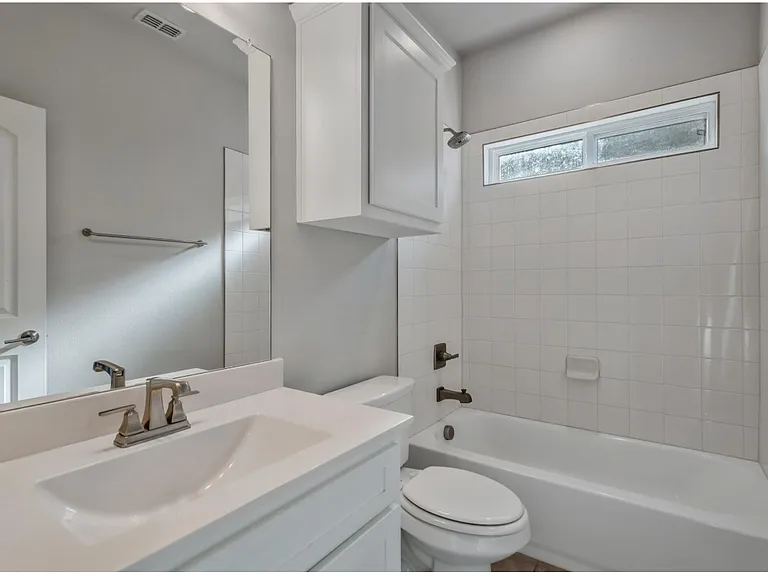 3304 Lake Palestine Rd — Photo 18