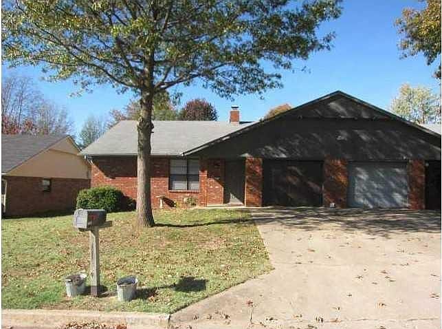 1st image of 804 N Century Dr