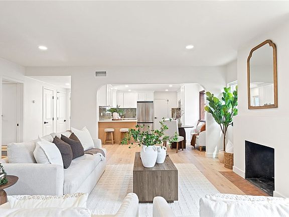 3rd image of 2446 W 234th St