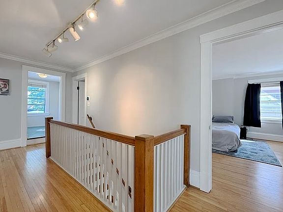 3rd image of 3108 Collin Dr APT B